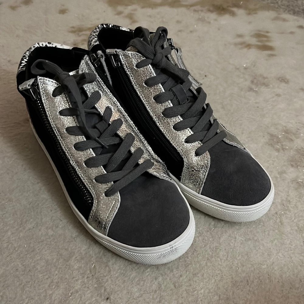 black/silver/snake skin sneakers